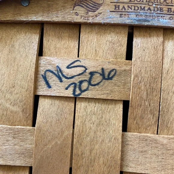 Longaberger basket and mini loaf dish - Picture 5 of 5